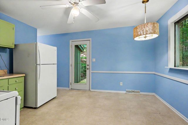212 Valley Park Drive, Chapel Hill, NC 27514