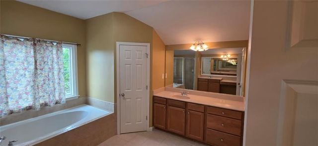 505 Wicklow Place, Acworth, GA 30102