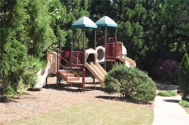 505 Wicklow Place, Acworth, GA 30102