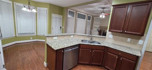 505 Wicklow Place, Acworth, GA 30102