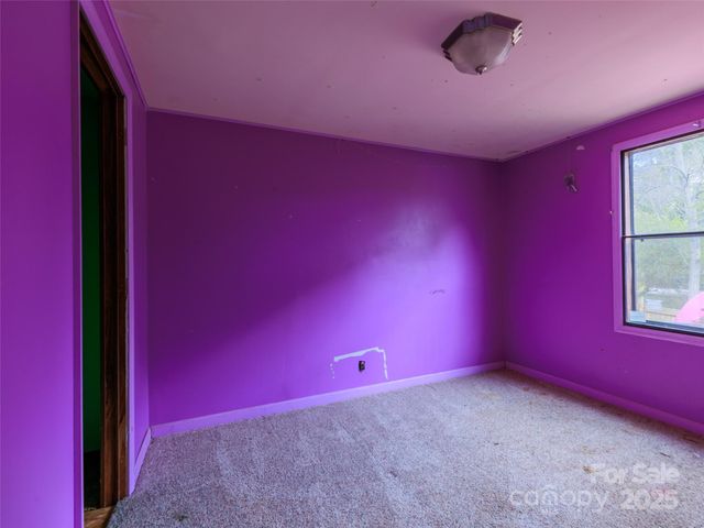 88 Puma Drive, Hendersonville, NC 28791