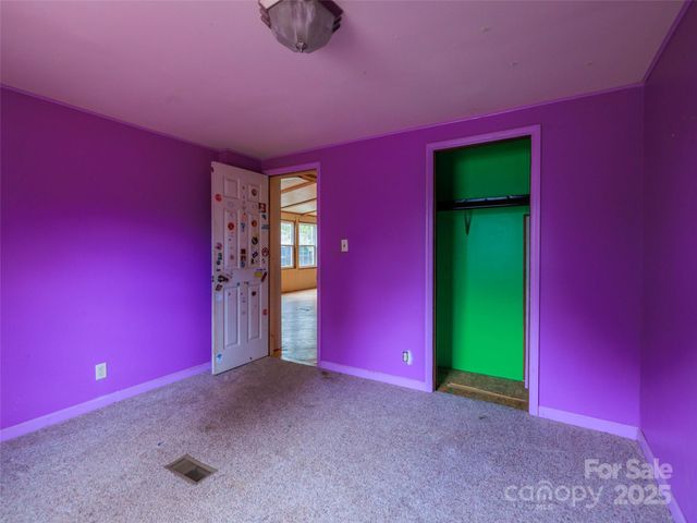 88 Puma Drive, Hendersonville, NC 28791