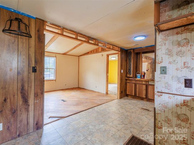 88 Puma Drive, Hendersonville, NC 28791