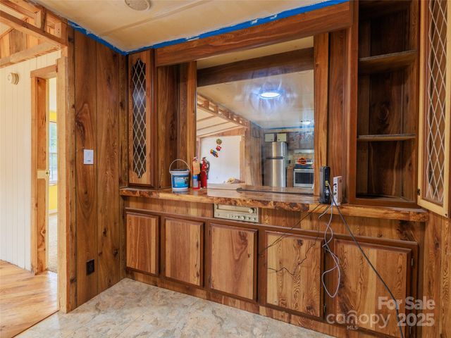 88 Puma Drive, Hendersonville, NC 28791