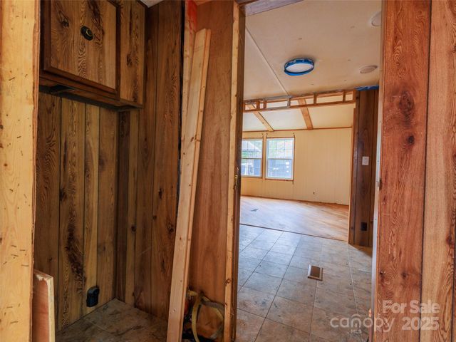 88 Puma Drive, Hendersonville, NC 28791