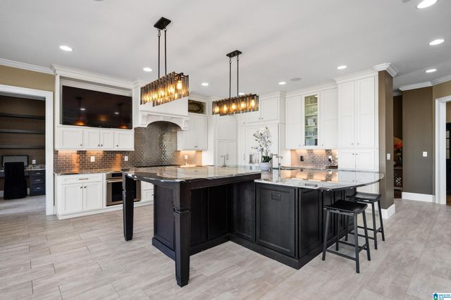 4278 GLASSCOTT CROSSING, Hoover, AL 35226