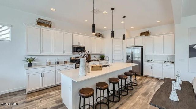 23135 E ROUNDUP Way, Queen Creek, AZ 85142