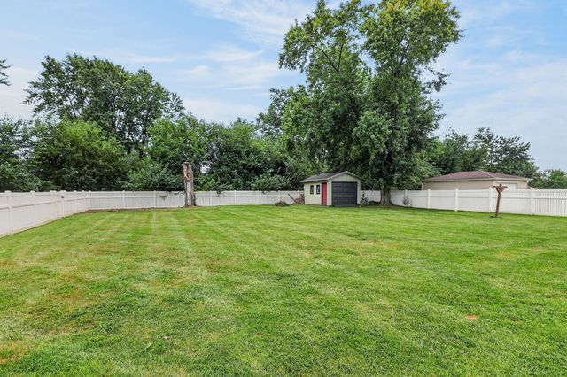 2012 Morcambe Bay Drive, New Lenox, IL 60451
