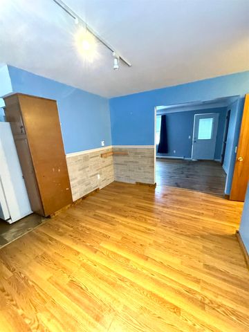 214 E 6th Street Street, Pinconning, MI 48650