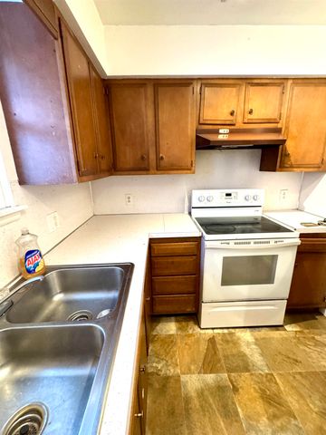 214 E 6th Street Street, Pinconning, MI 48650