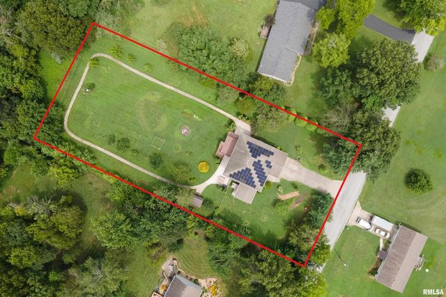 141 Pump Station Road, Makanda, IL 62958
