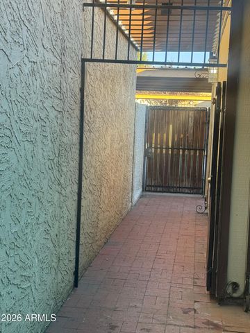 8110 N 31ST Drive, Phoenix, AZ 85051