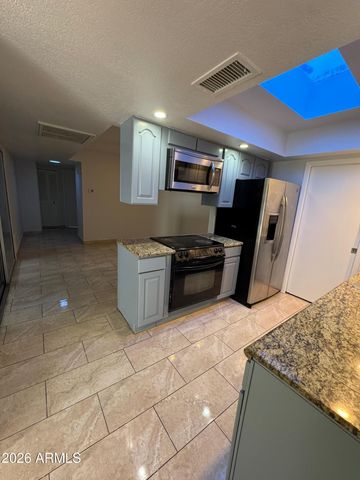 8110 N 31ST Drive, Phoenix, AZ 85051