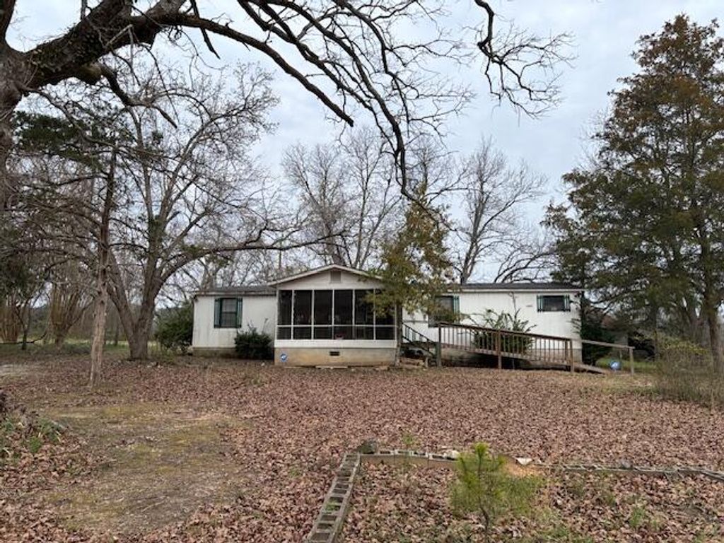 391 Commerce Street, Crawfordville, GA 30631