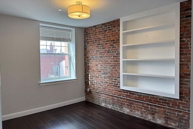 120 Washington St 305, Salem, MA 01970