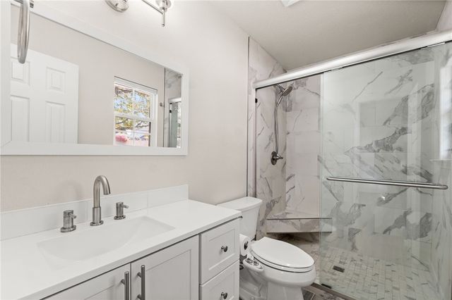 2407 S Washington Street, Siloam Springs, AR 72761