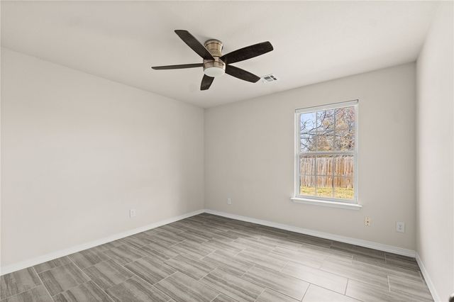 2407 S Washington Street, Siloam Springs, AR 72761