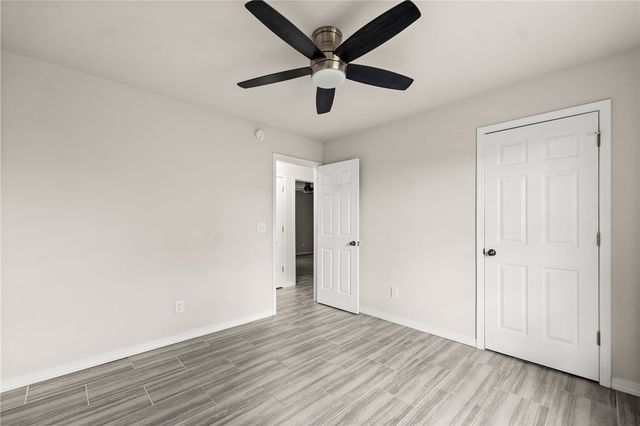 2407 S Washington Street, Siloam Springs, AR 72761