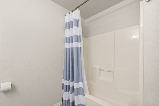 2407 S Washington Street, Siloam Springs, AR 72761