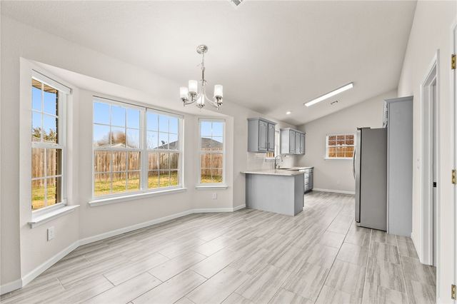 2407 S Washington Street, Siloam Springs, AR 72761