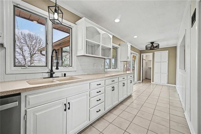 6409 Clinton County Line Road, Trimble, MO 64492
