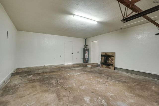 808 VOGEL STREET, Iowa Park, TX 76367