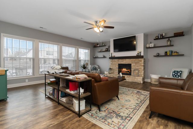 433 Hastings Lane, Versailles, KY 40383