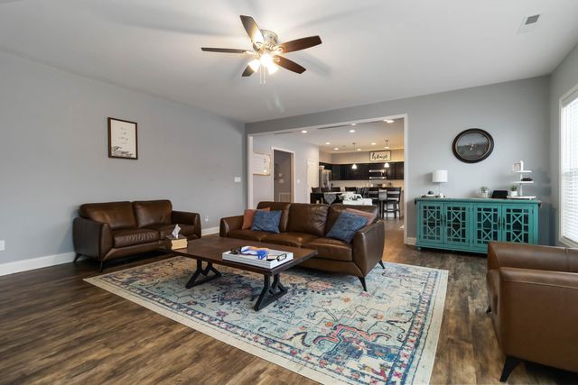 433 Hastings Lane, Versailles, KY 40383