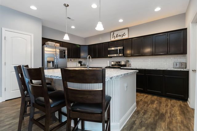 433 Hastings Lane, Versailles, KY 40383