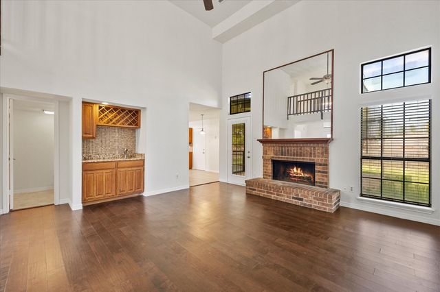 3026 Kingswood Drive, Garland, TX 75040