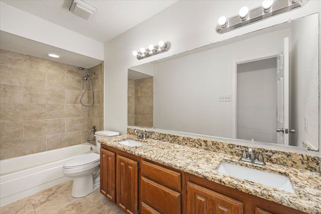 3026 Kingswood Drive, Garland, TX 75040