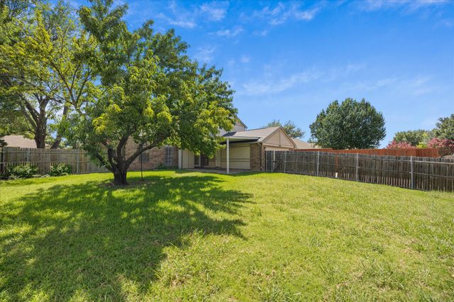 3026 Kingswood Drive, Garland, TX 75040