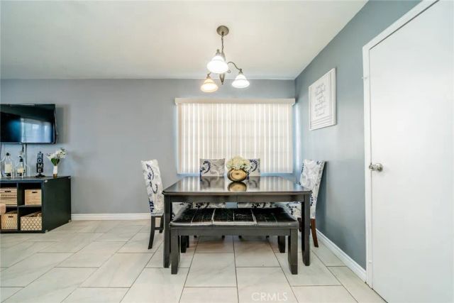 8573 Williams, Fontana, CA 92335