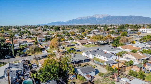 8573 Williams, Fontana, CA 92335