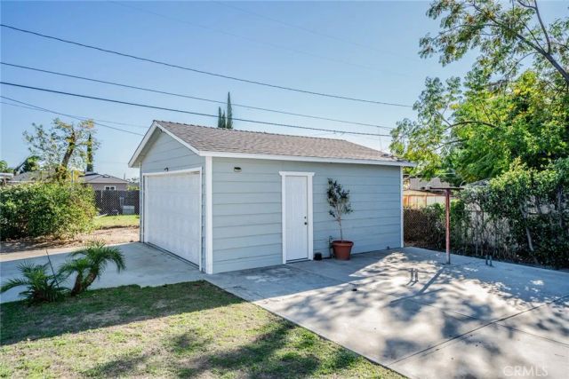 8573 Williams, Fontana, CA 92335