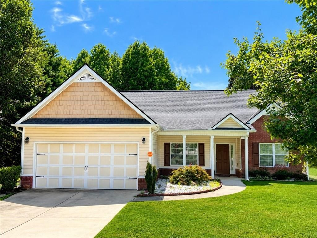 72 Wayne Meadows Court, Douglasville, GA 30134