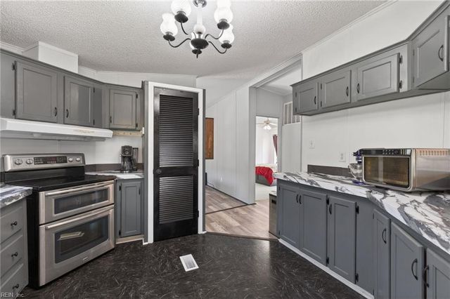 11867 Harcum RD, Gloucester, VA 23061