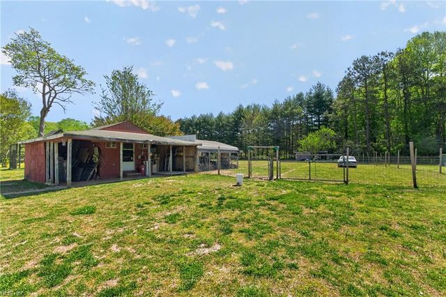 11867 Harcum RD, Gloucester, VA 23061