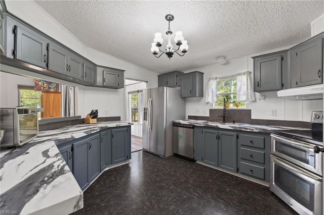 11867 Harcum RD, Gloucester, VA 23061