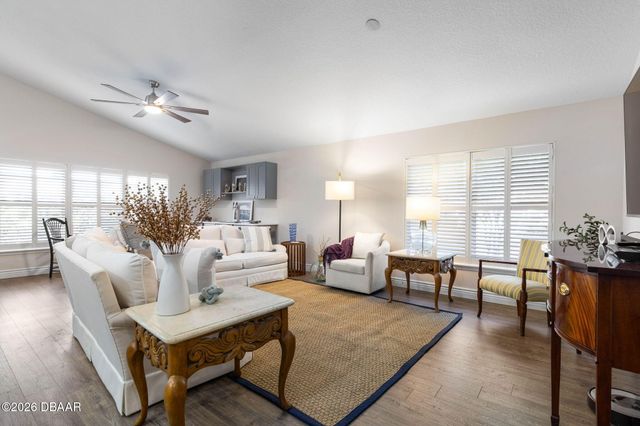 2 Gleneagles Place, Palm Coast, FL 32137