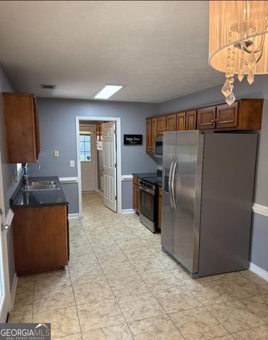54 Lee Road 2108, Phenix City, AL 36870