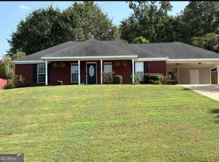 54 Lee Road 2108, Phenix City, AL 36870