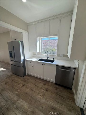 109 N Lima Street, Sierra Madre, CA 91024