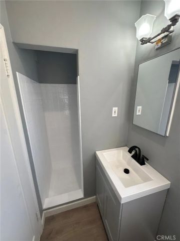 109 N Lima Street, Sierra Madre, CA 91024