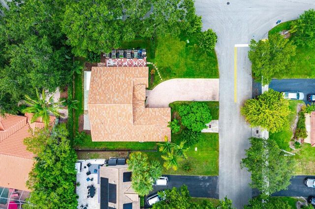 5563 NW 41st Avenue, Coconut Creek, FL 33073