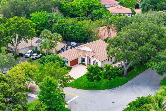 5563 NW 41st Avenue, Coconut Creek, FL 33073