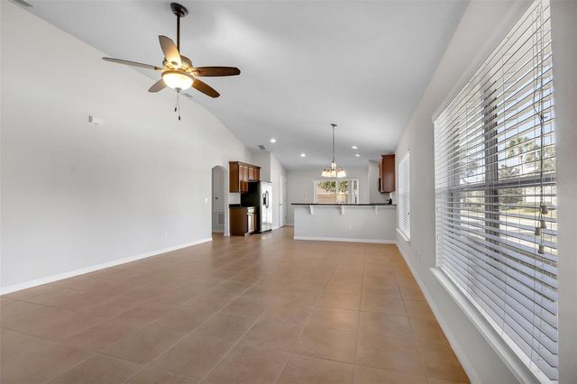 604 BENDING OAK TRAIL, Winter Garden, FL 34787