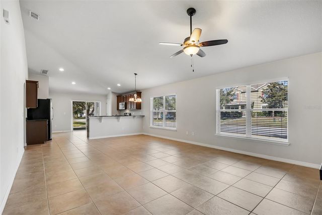 604 BENDING OAK TRAIL, Winter Garden, FL 34787