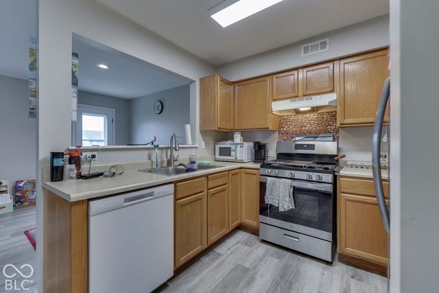 1081 Fairlane Court, Franklin, IN 46131