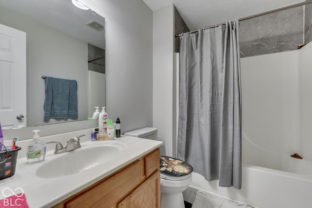 1081 Fairlane Court, Franklin, IN 46131